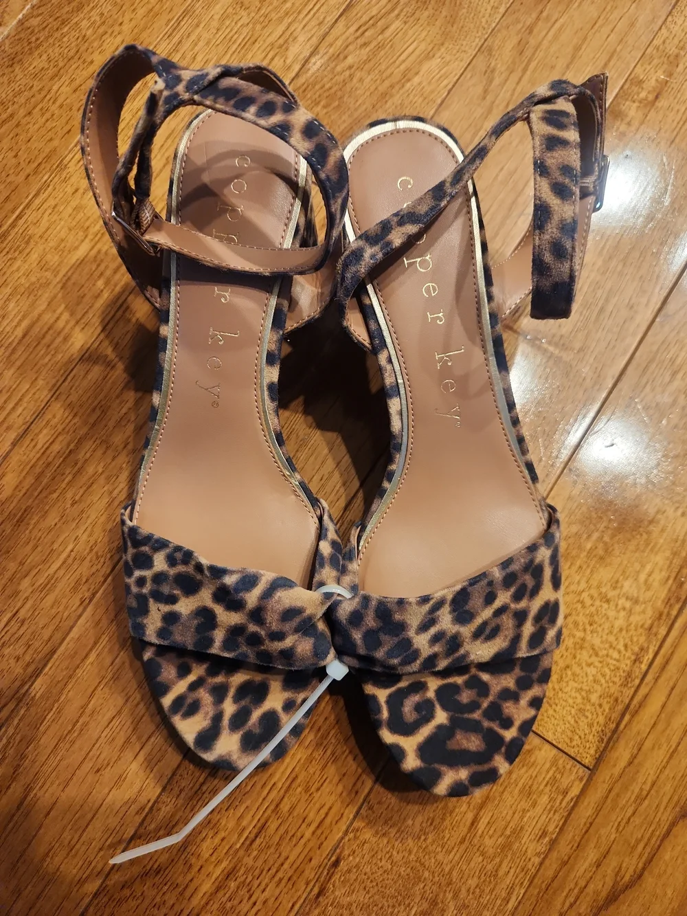 Copper Key Leopard Print Platform Block Heel Sandals Women’s Size 10M